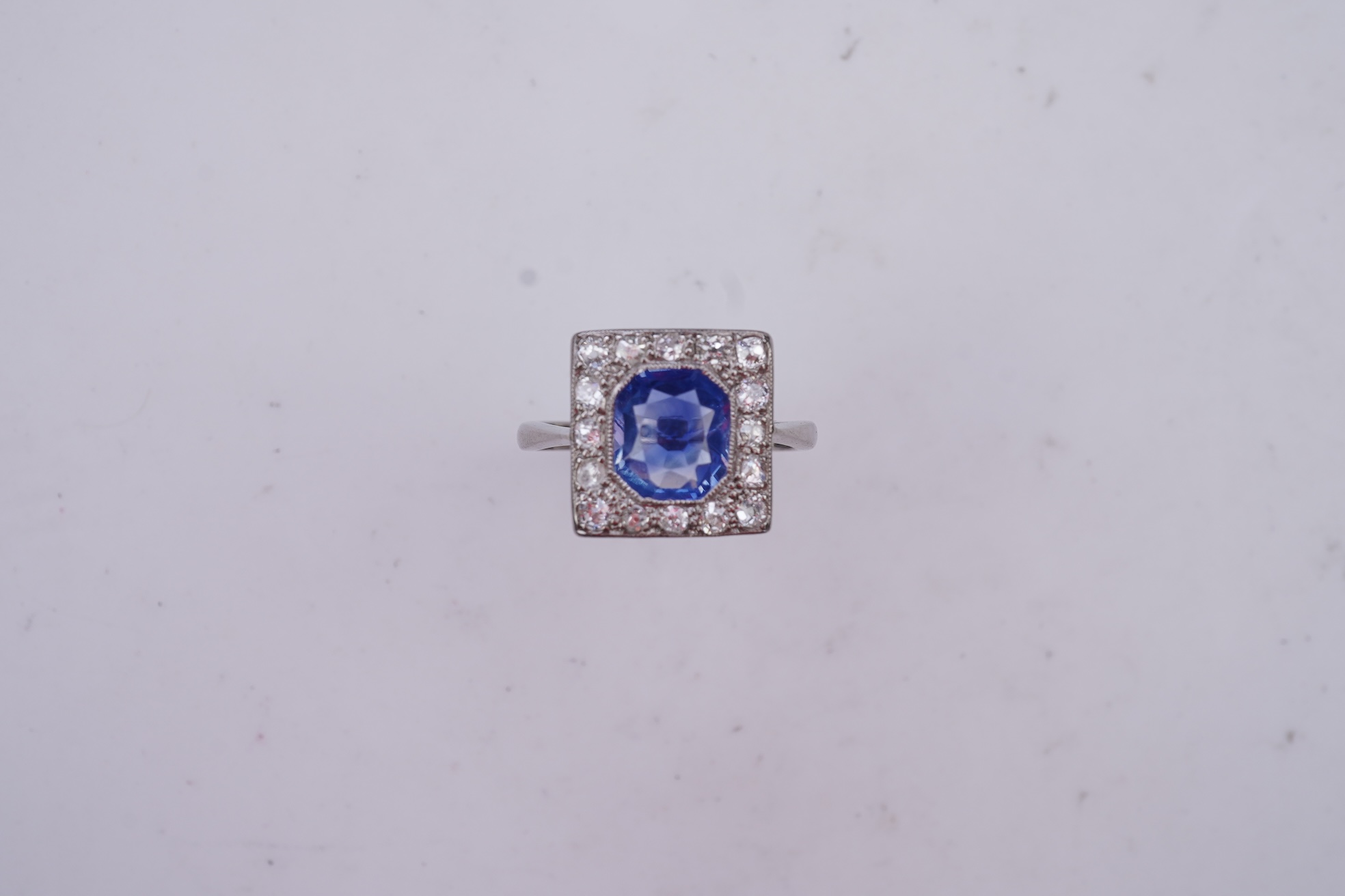 A Kashmir sapphire and diamond ring, early 20th century